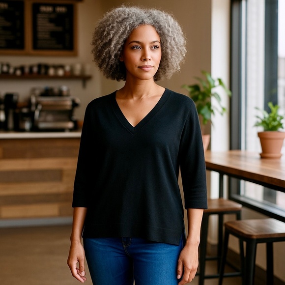 Banana Republic Women’s Small Black V-Neck ¾ Sleeve Cotton Blend Sweater - Picture 1 of 9